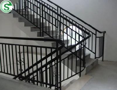 Projetos modernos de corrimão de escada de metal fácil de montar para venda